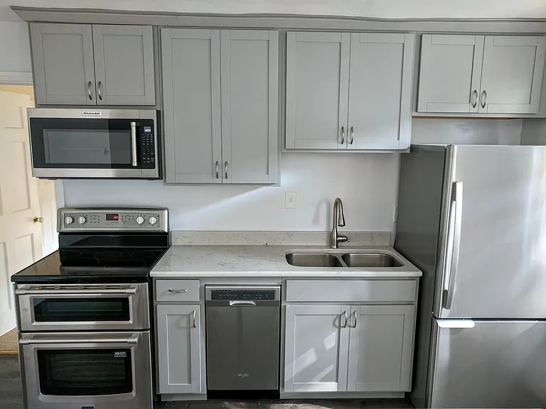 13813 Cedar Rd #103 — Photo 3