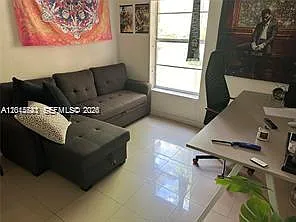 1205 Mariposa Ave #212 — Photo 11