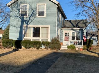 10816 N Woodstock St, Huntley, IL 60142