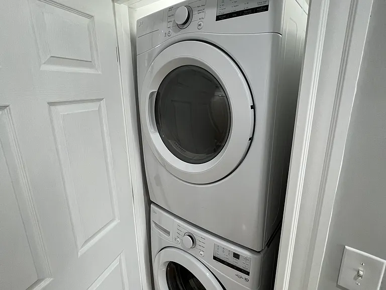17 Harold St #2 — Photo 14