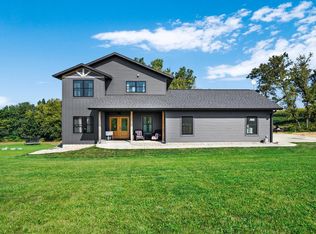 8088 Horseshoe Bend Rd, Blanchardville, WI 53516