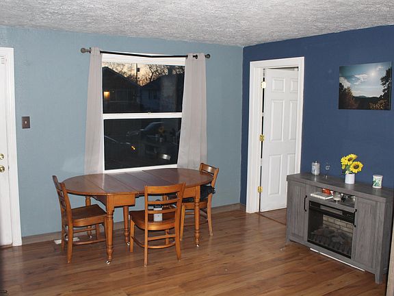 2nd image of 618 S 34th St