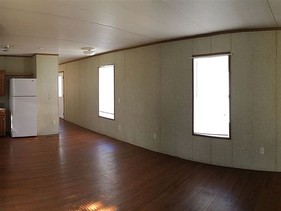 Pano of living room/ Kitchen 5