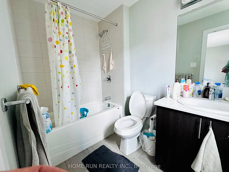 135 Teelin Cir — Photo 9
