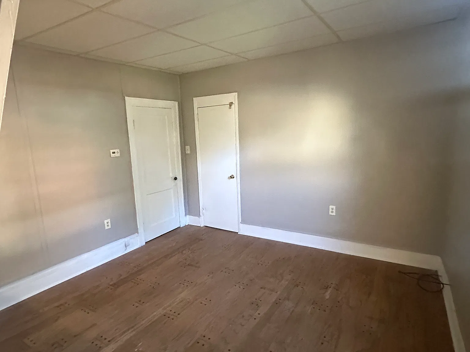 2 bed, 900 sqft, $950 — Photo 2