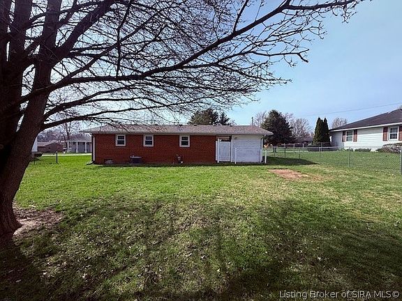 2nd image of 716 White Street