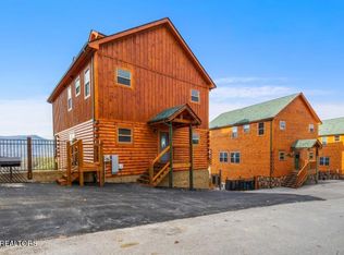 1507 Firefly Trail Way, Pigeon Forge, TN 37862