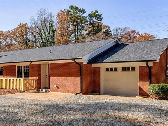 4th image of 915 Fairview Dr