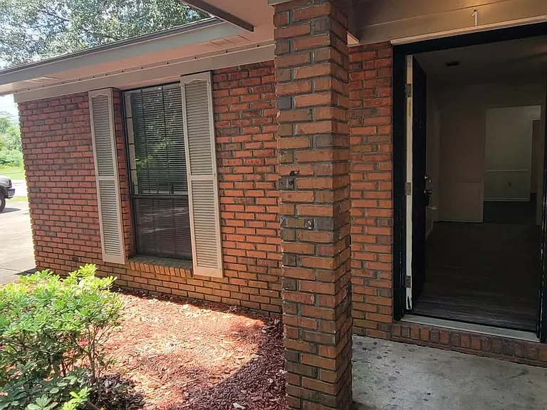 226 Mock Rd #1 — Photo 1