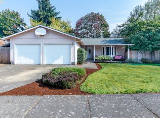 2157 Cosmoledo St, Eugene, OR 97402