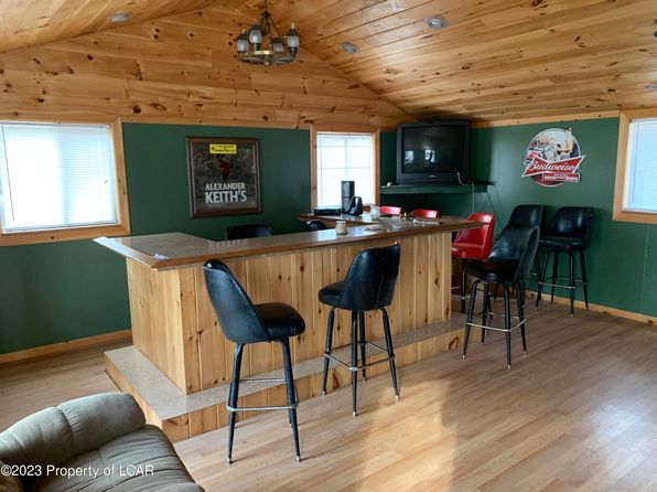 33 Walton Rd, Lopez, PA 18628