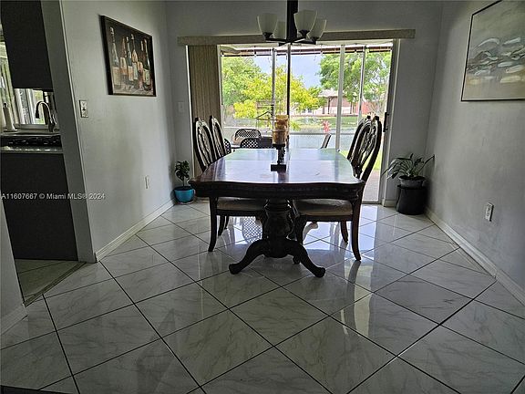 4th image of 2331 NW 93rd Ln