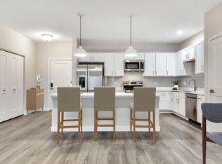 8900 Archer Ave, Willow Springs, IL 60480