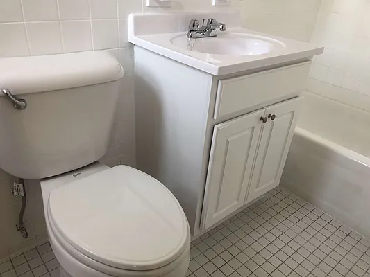 Rented by Waverly Realty Associates | media 26