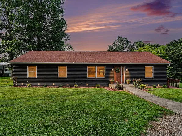 5454 Botts Ln, Petersburg, KY 41080