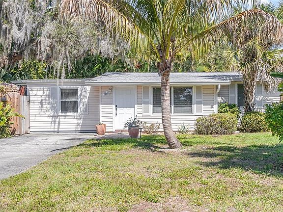 2nd image of 10881 Citrus DR