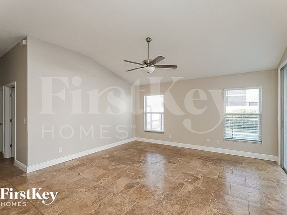 5th image of 28721 Cottagewood Dr