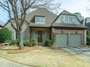 2210 Overlook Crst, Vestavia, AL 35226