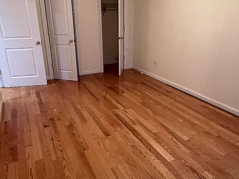 31-63 38th St #3B — Photo 7