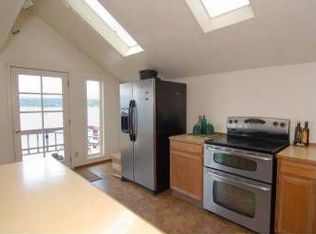11846 SW 256th Ln, Vashon, WA 98070