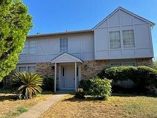 1st image of 8654 Connaught Garden Dr