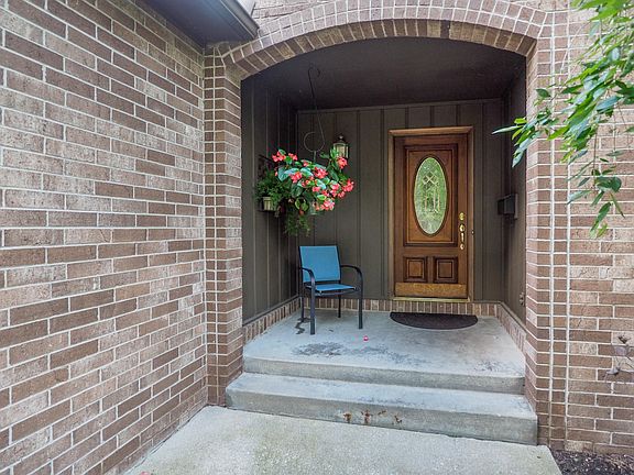 3654 Woodcliff-103