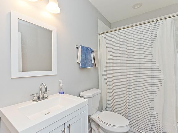 3rd image of 3703 W Diversey Ave #2F