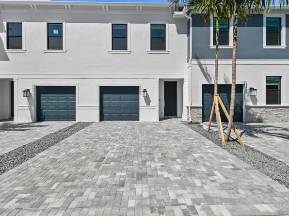 7646 SW Lucy Lane #52-10, Stuart, FL 34997