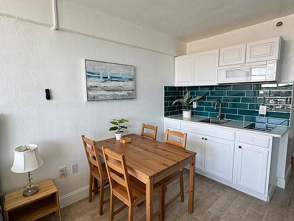 5th image of 800 N Atlantic Ave #515