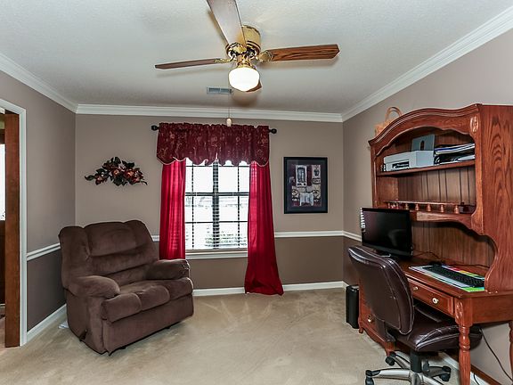 2nd image of 6431 Evergreen Dr