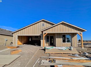 2186 NE 6th St, Hermiston, OR 97838