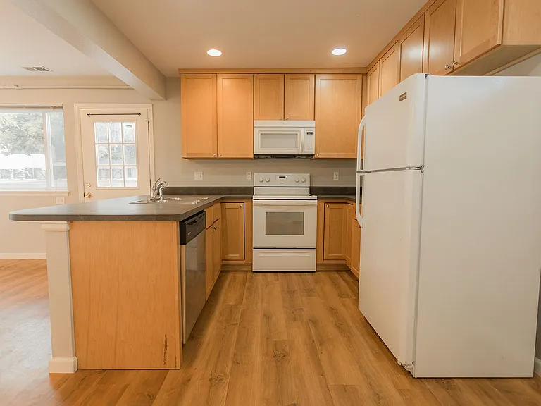 2301 Goss St. — Photo 171