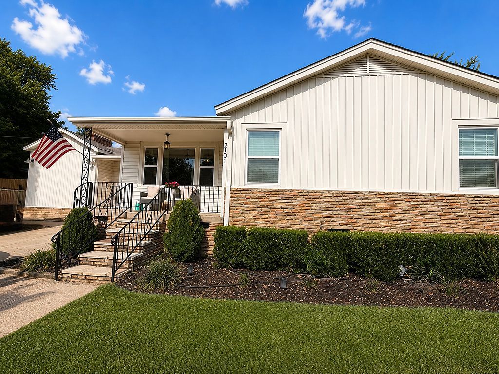 2101 Wolfe Ln - Property Image