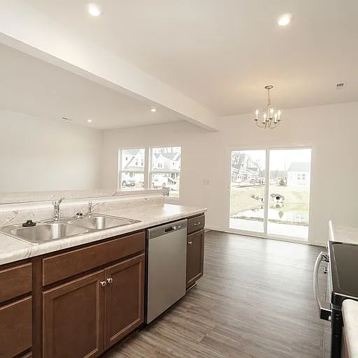 1500 Summerview Ln — Photo 7