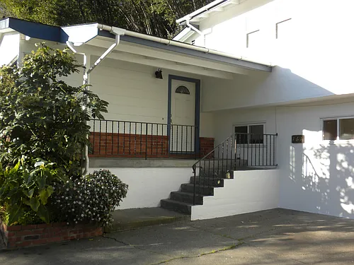 161 Butterfield Rd Photo 1