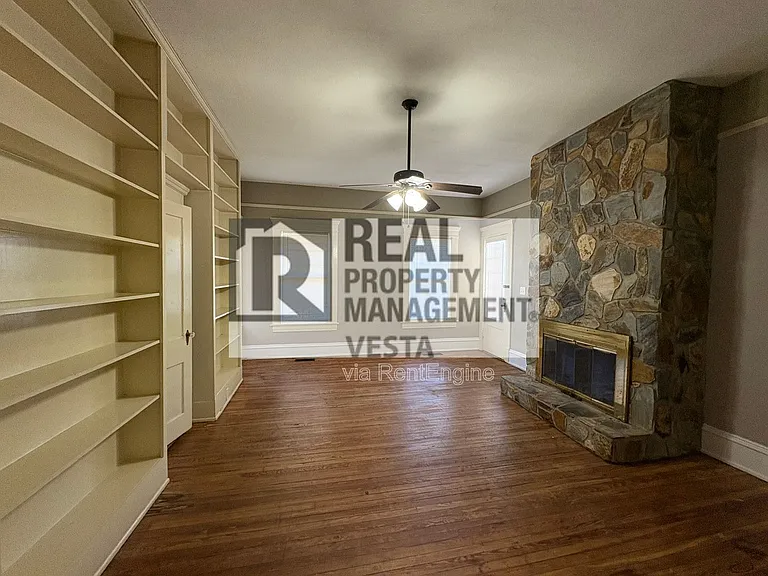 2585 Napier Ave #A — Photo 7