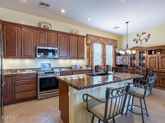 5th image of 1238 W Molinetto Dr
