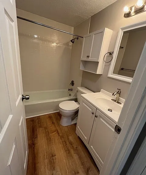 290A Berlin St #18 — Photo 5