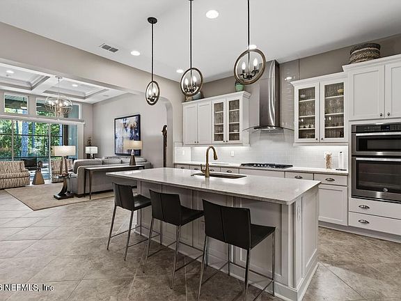 2nd image of 465 WINGSTONE Drive