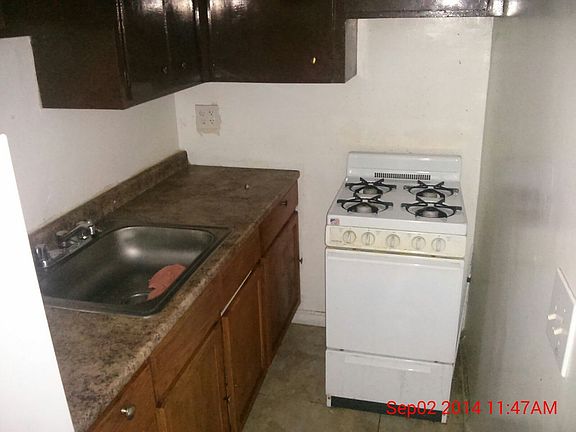3rd image of 4149 E 71st St APT 2