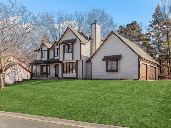 12525 Pinehurst Dr, Burnsville, MN 55337