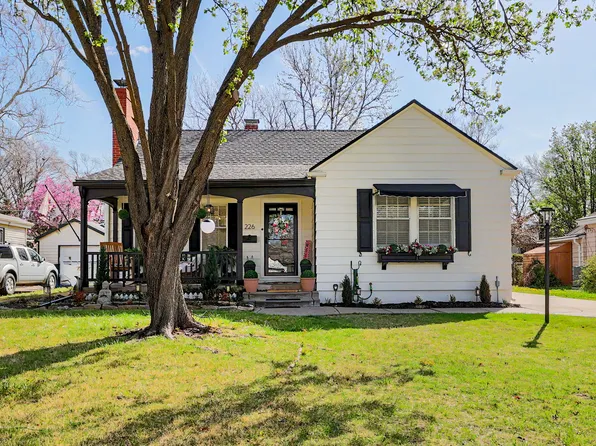 226 S Pinecrest St, Wichita, KS 67218