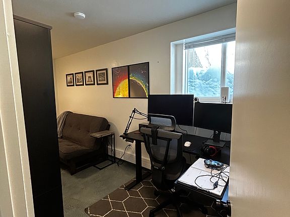 2nd bedroom/office