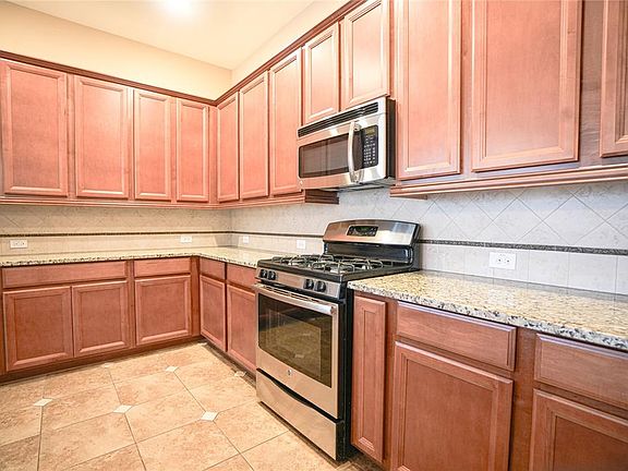 5th image of 19318 Cannon Hills Lane