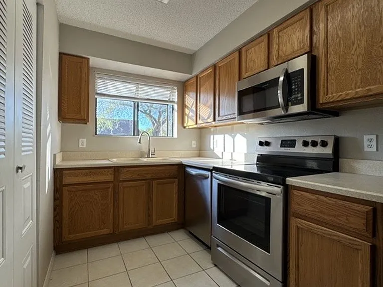 142 White Fawn Dr — Photo 6