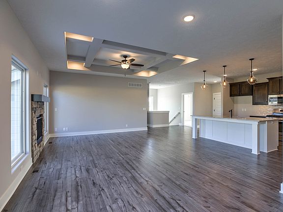 4th image of 520 Devonshire Dr