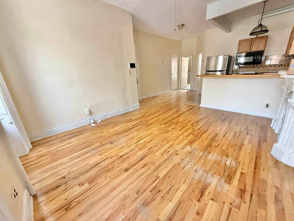 1st image of 442 Gates Ave #2A