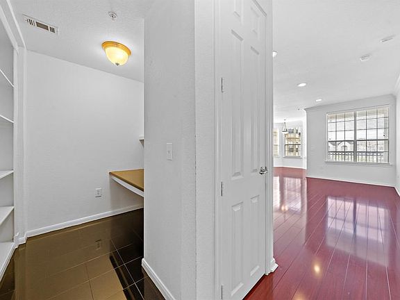 3rd image of 7575 Kirby Dr APT 2301