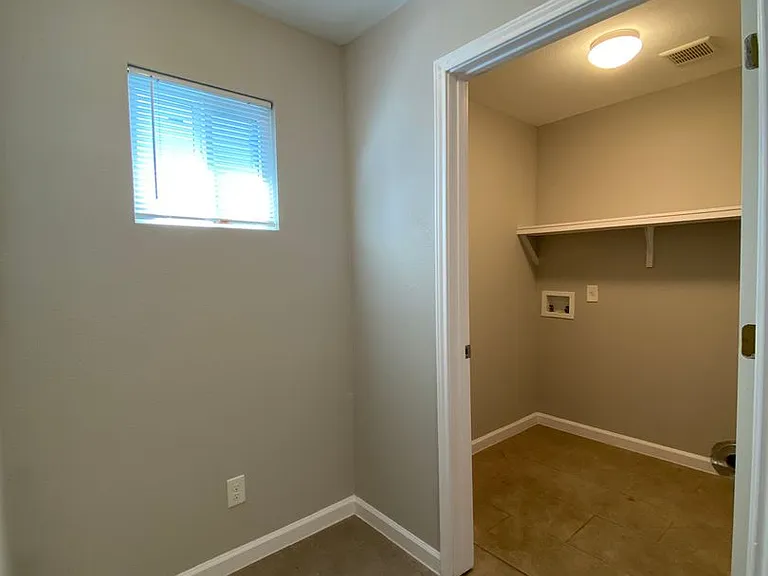 6571 Beech Trl — Photo 14