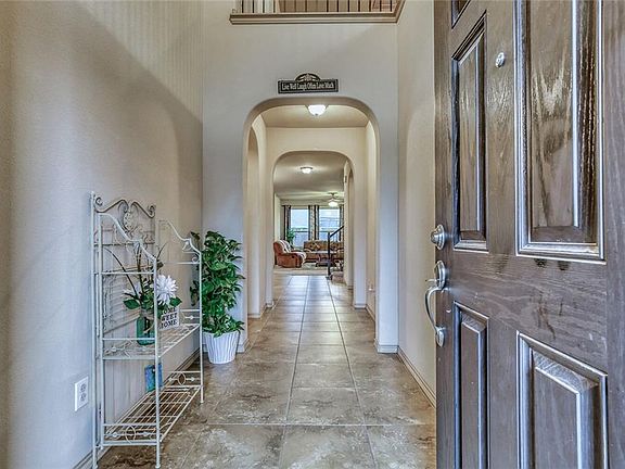 3rd image of 1936 Potrillo Ln